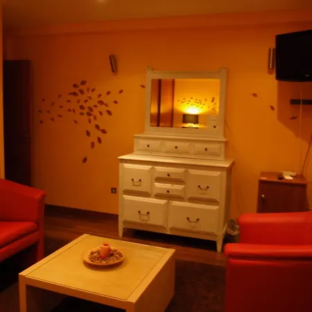 莫里奴别墅酒店 4*