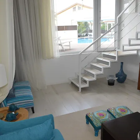 莫里奴别墅酒店 4*