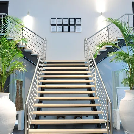 莫里奴别墅酒店 劳林哈