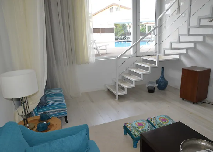 莫里奴别墅酒店 4*