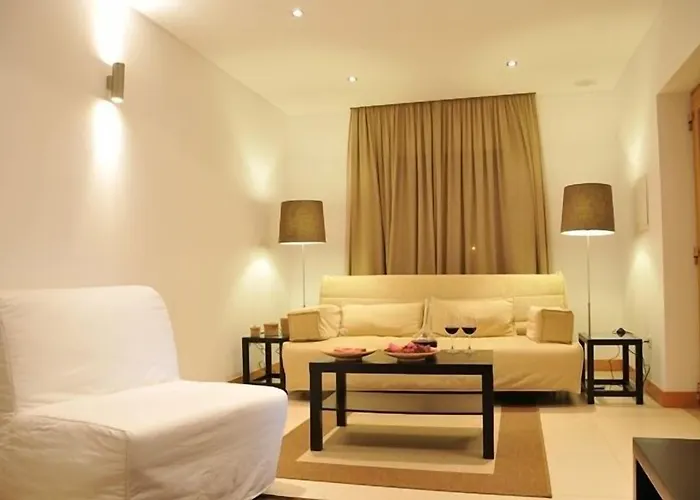 莫里奴别墅酒店 4*