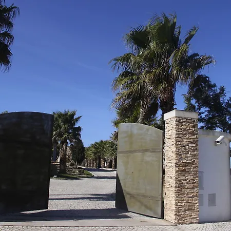 Quinta Do Molinu 4*